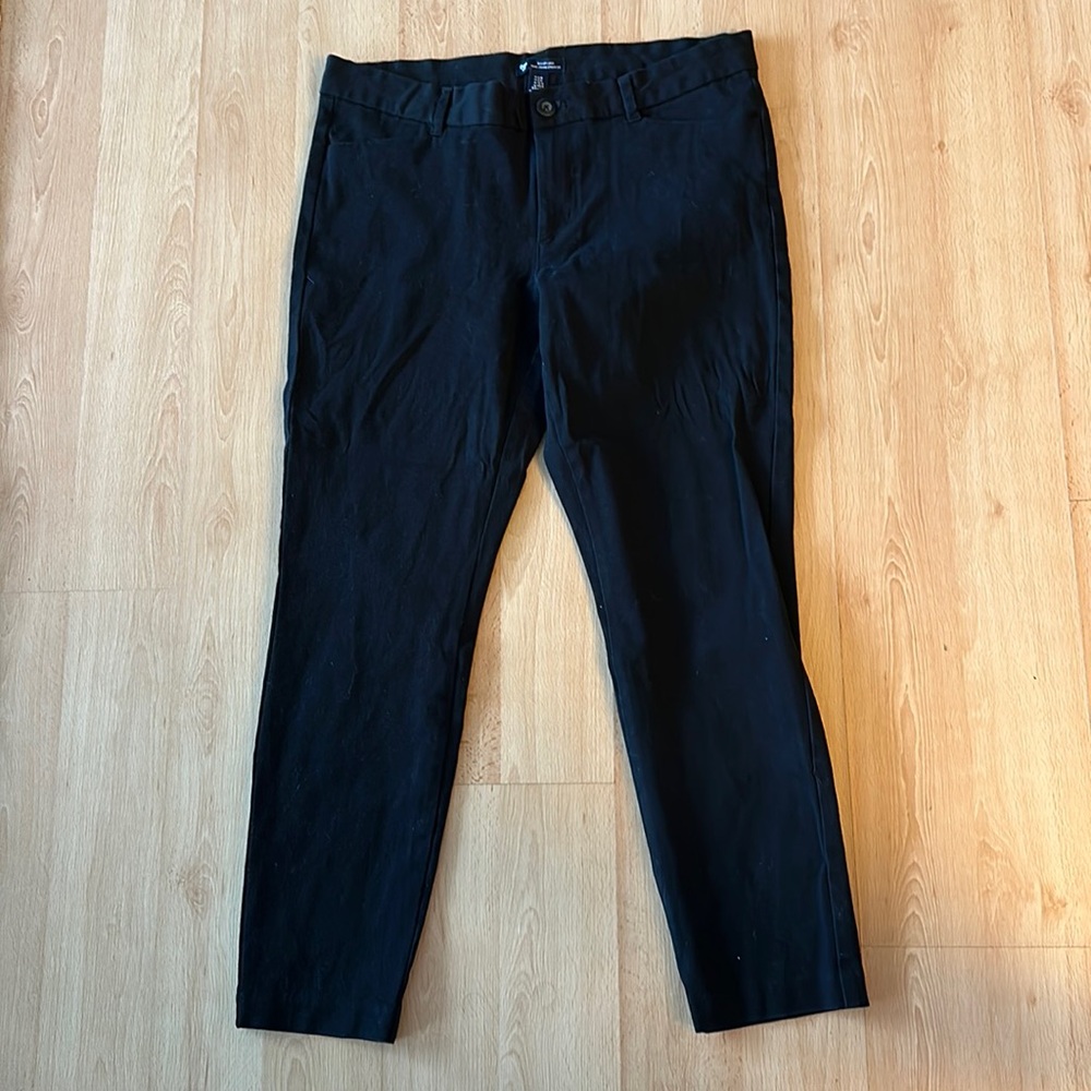 Slim city crop black Gap factory pants size 8R